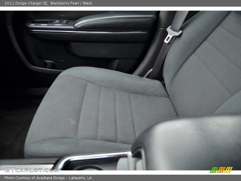 Blackberry Pearl / Black 2011 Dodge Charger SE