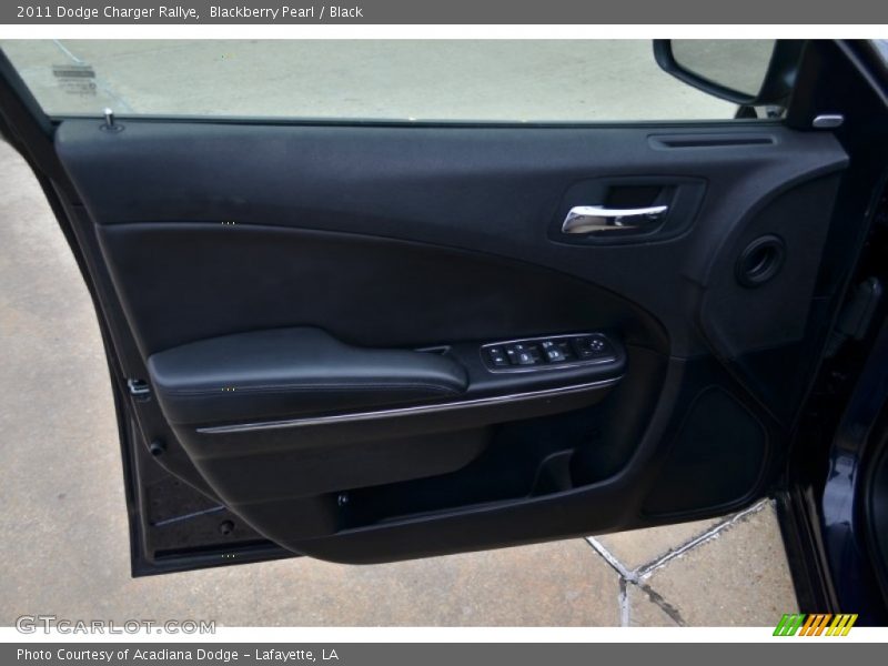 Blackberry Pearl / Black 2011 Dodge Charger Rallye
