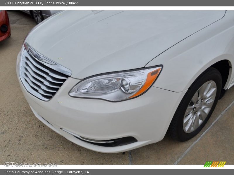 Stone White / Black 2011 Chrysler 200 LX