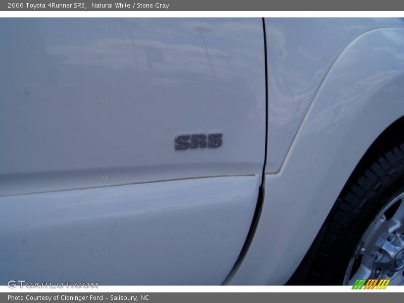 Natural White / Stone Gray 2006 Toyota 4Runner SR5