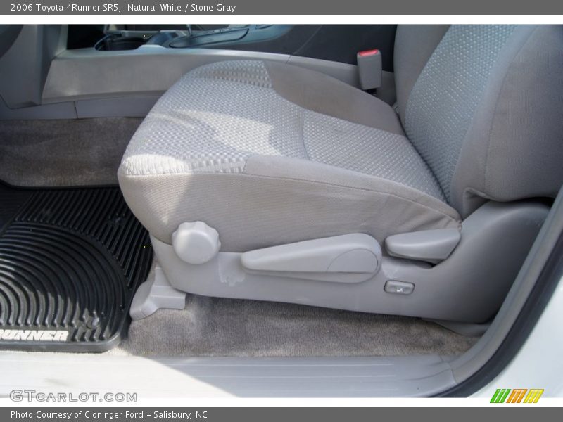 Natural White / Stone Gray 2006 Toyota 4Runner SR5