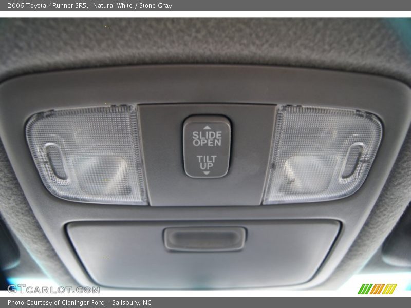 Natural White / Stone Gray 2006 Toyota 4Runner SR5