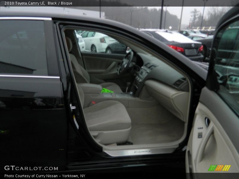 Black / Bisque 2010 Toyota Camry LE