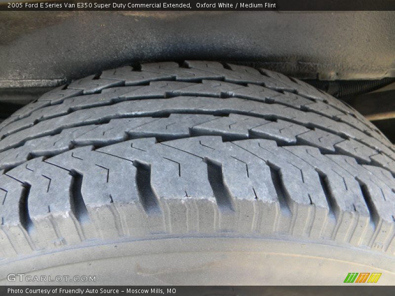 Oxford White / Medium Flint 2005 Ford E Series Van E350 Super Duty Commercial Extended