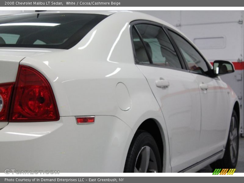 White / Cocoa/Cashmere Beige 2008 Chevrolet Malibu LT Sedan