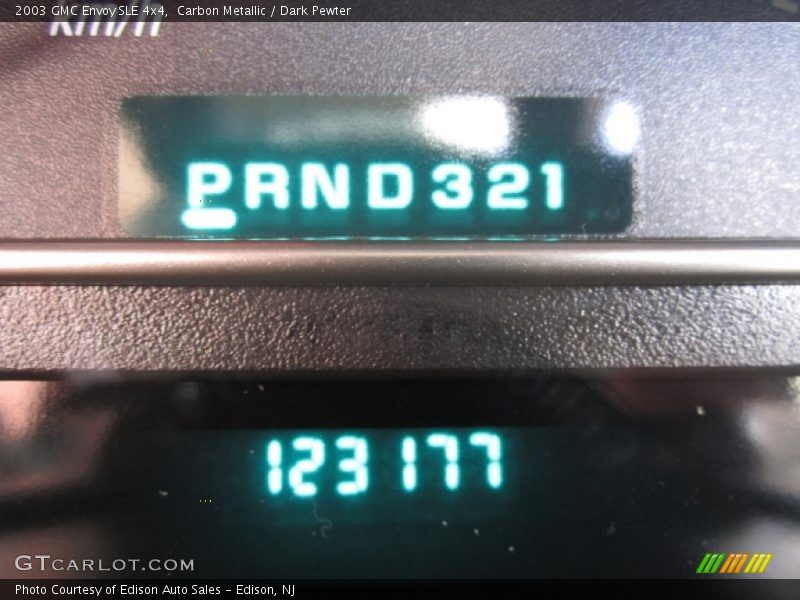 Carbon Metallic / Dark Pewter 2003 GMC Envoy SLE 4x4