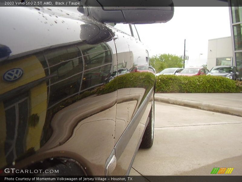 Black / Taupe 2003 Volvo S60 2.5T AWD