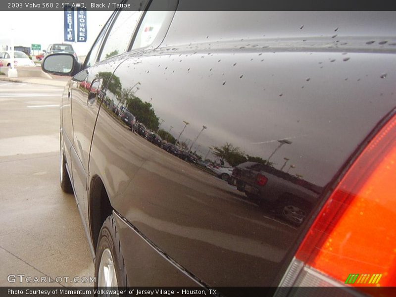 Black / Taupe 2003 Volvo S60 2.5T AWD