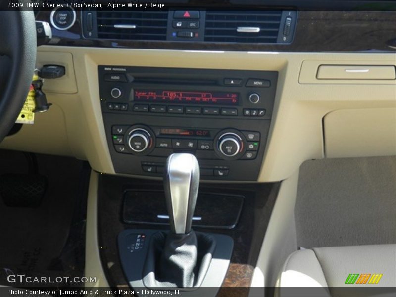 Alpine White / Beige 2009 BMW 3 Series 328xi Sedan