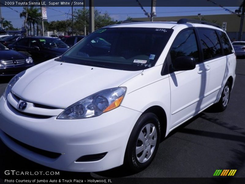 Super White / Stone 2009 Toyota Sienna LE