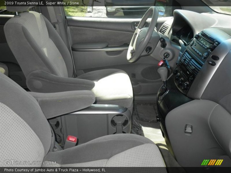 Super White / Stone 2009 Toyota Sienna LE