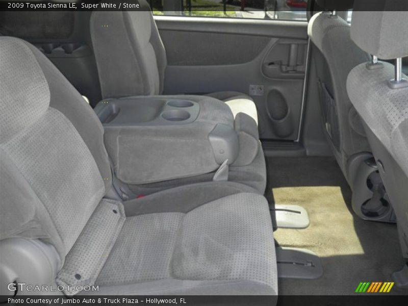 Super White / Stone 2009 Toyota Sienna LE