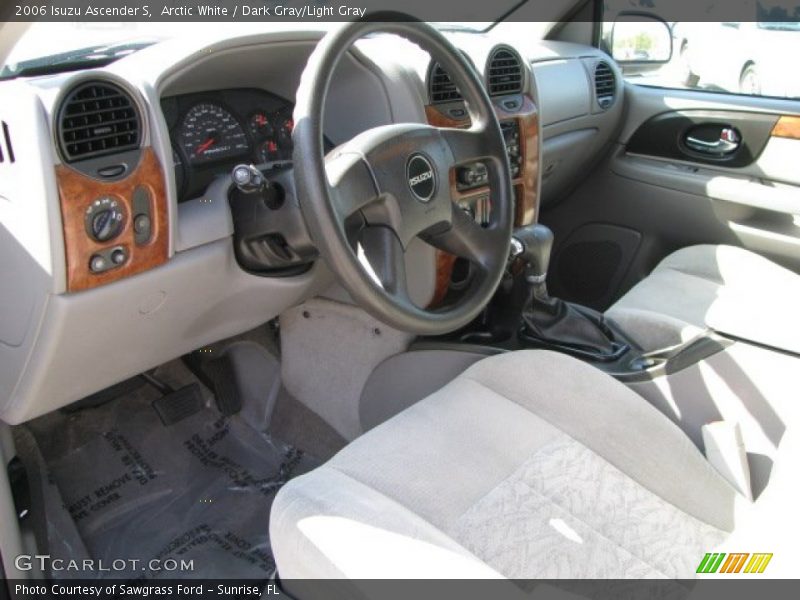 Arctic White / Dark Gray/Light Gray 2006 Isuzu Ascender S