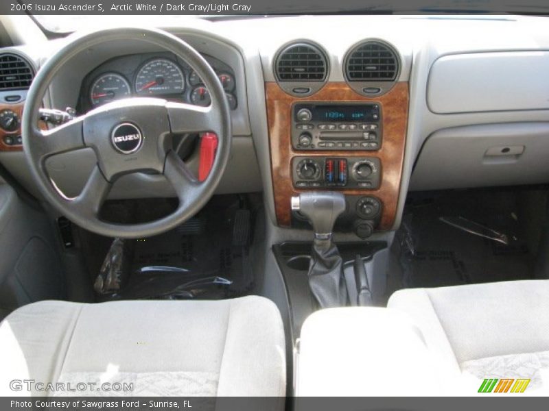 Arctic White / Dark Gray/Light Gray 2006 Isuzu Ascender S