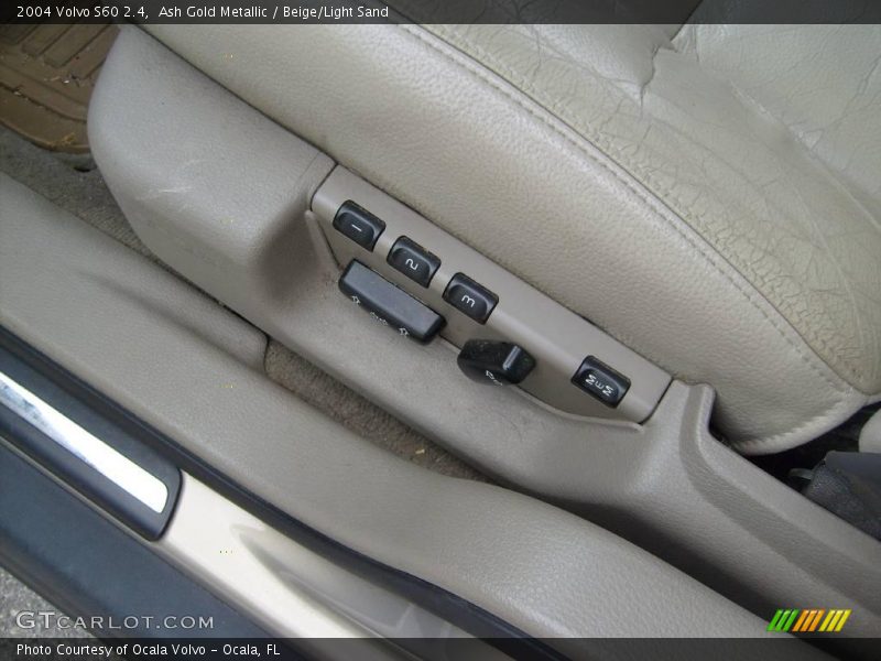 Ash Gold Metallic / Beige/Light Sand 2004 Volvo S60 2.4