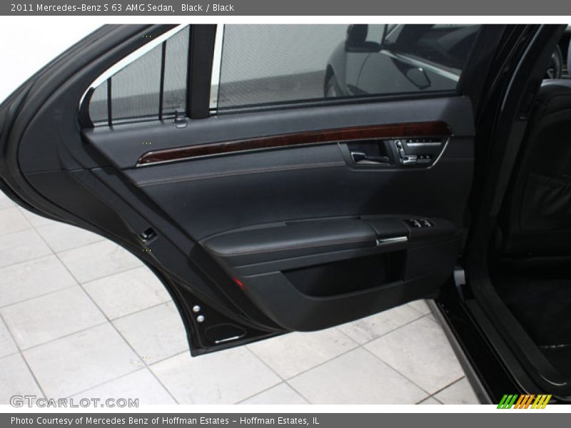 Black / Black 2011 Mercedes-Benz S 63 AMG Sedan