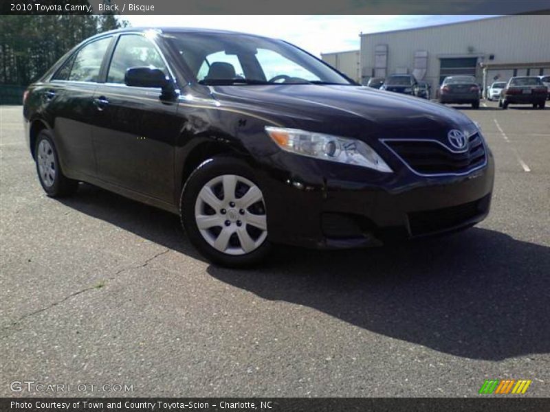 Black / Bisque 2010 Toyota Camry