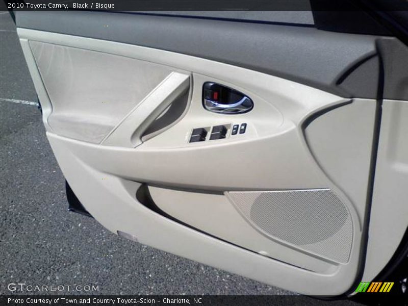 Black / Bisque 2010 Toyota Camry