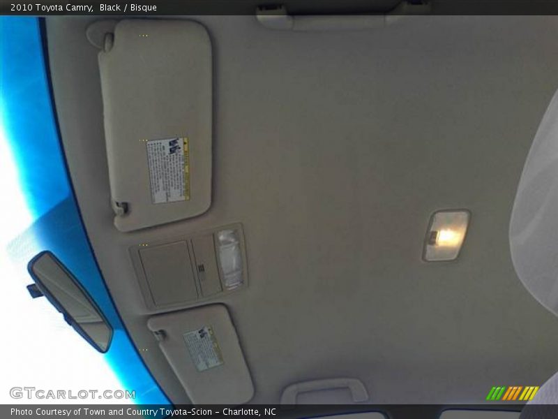Black / Bisque 2010 Toyota Camry