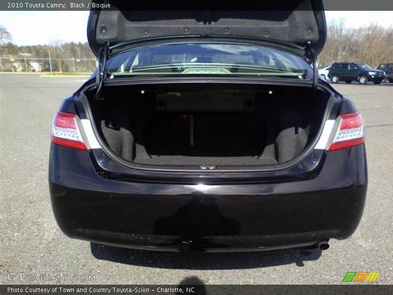 Black / Bisque 2010 Toyota Camry