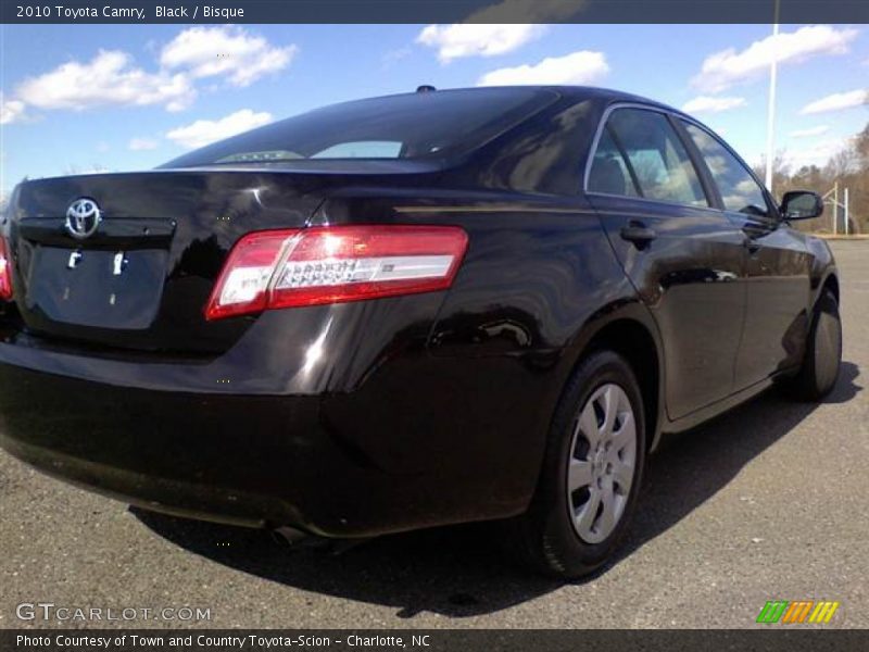 Black / Bisque 2010 Toyota Camry
