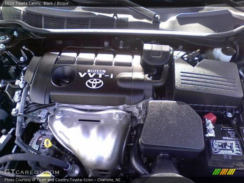 Black / Bisque 2010 Toyota Camry