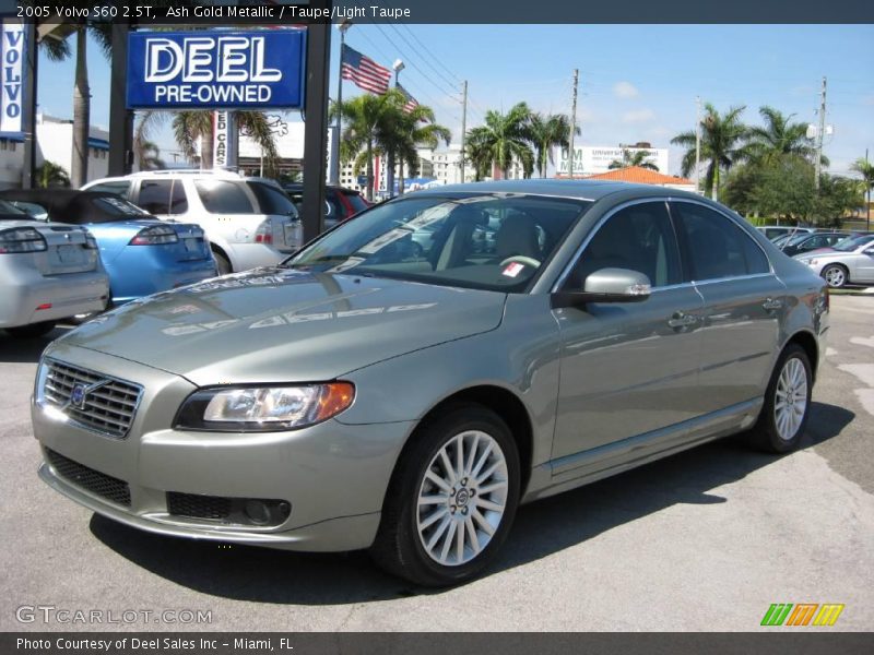 Ash Gold Metallic / Taupe/Light Taupe 2005 Volvo S60 2.5T