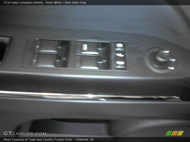 Stone White / Dark Slate Gray 2010 Jeep Compass Limited