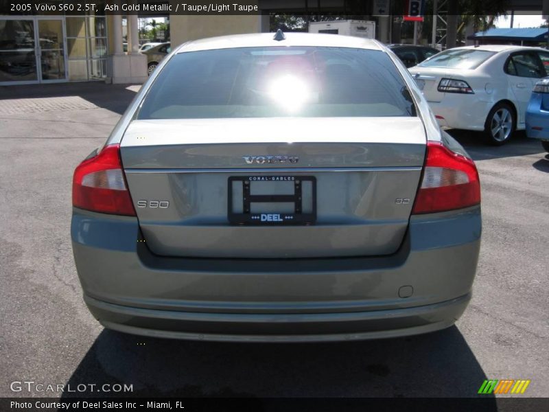 Ash Gold Metallic / Taupe/Light Taupe 2005 Volvo S60 2.5T