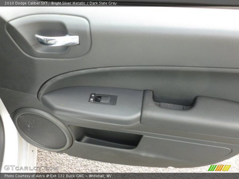 Bright Silver Metallic / Dark Slate Gray 2010 Dodge Caliber SXT