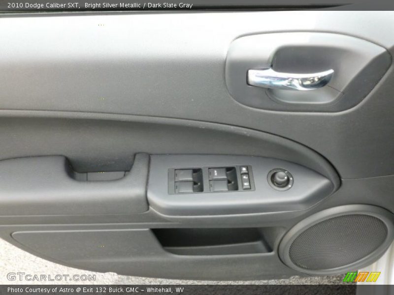 Bright Silver Metallic / Dark Slate Gray 2010 Dodge Caliber SXT