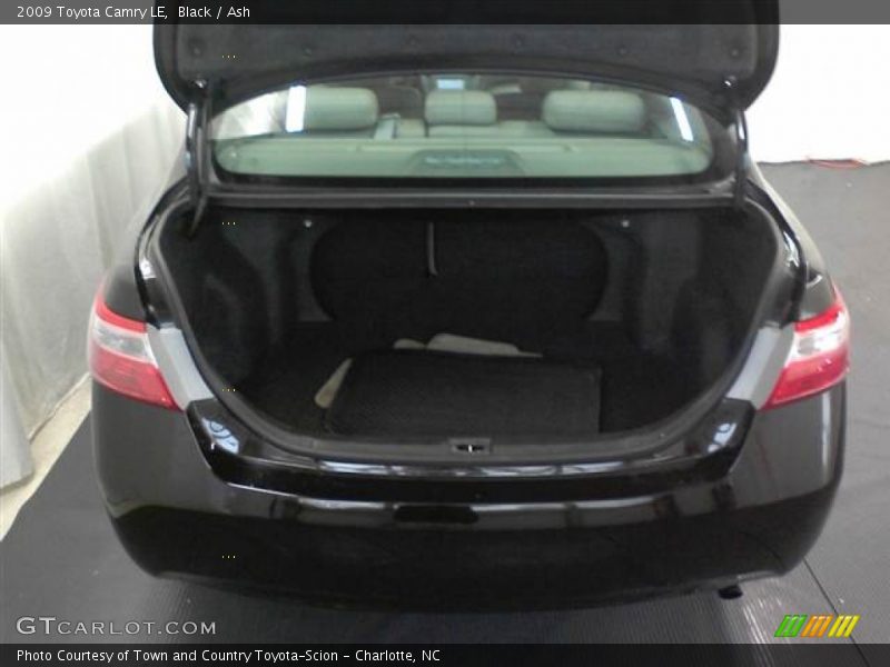 Black / Ash 2009 Toyota Camry LE