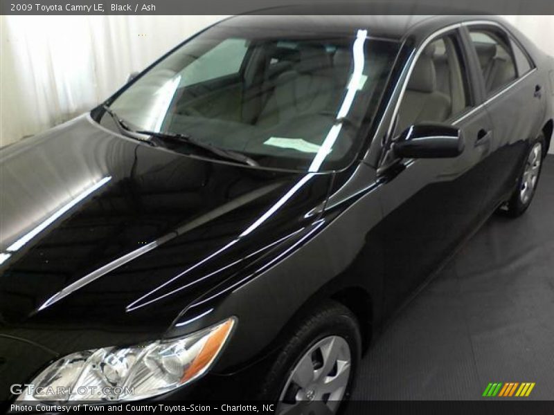 Black / Ash 2009 Toyota Camry LE