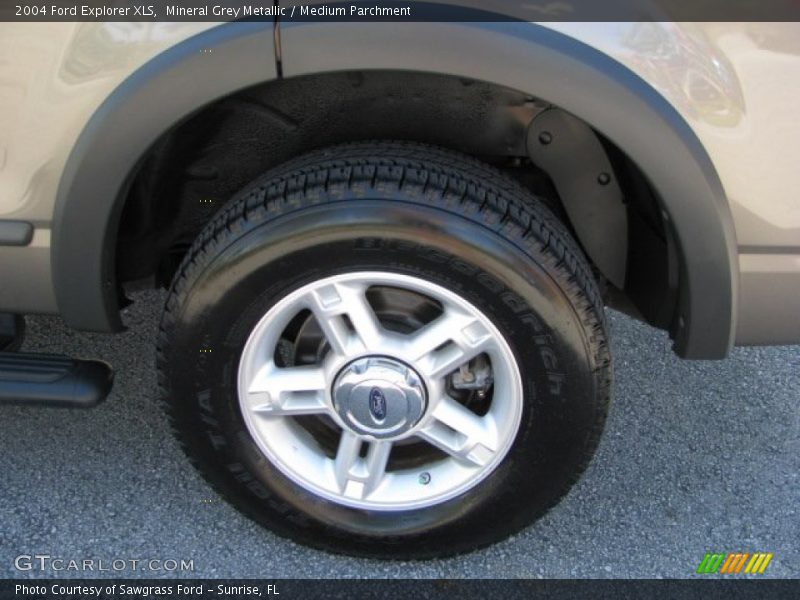 Mineral Grey Metallic / Medium Parchment 2004 Ford Explorer XLS