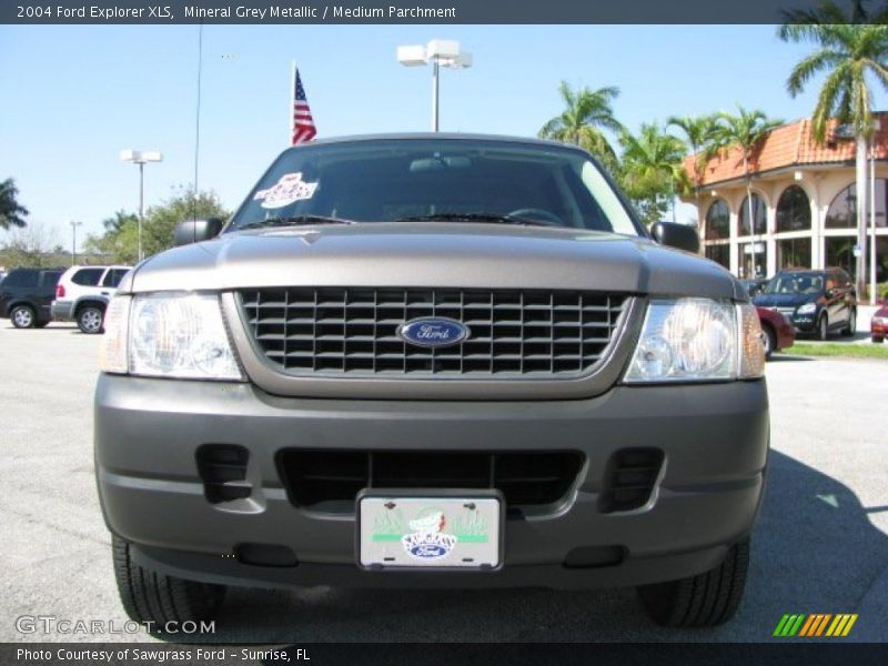 Mineral Grey Metallic / Medium Parchment 2004 Ford Explorer XLS