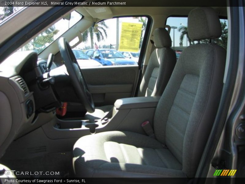 Mineral Grey Metallic / Medium Parchment 2004 Ford Explorer XLS