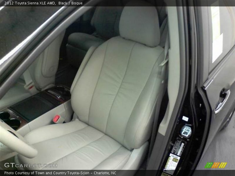 Black / Bisque 2012 Toyota Sienna XLE AWD
