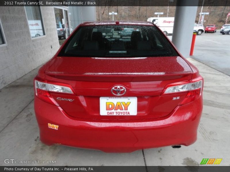 Barcelona Red Metallic / Black 2012 Toyota Camry SE