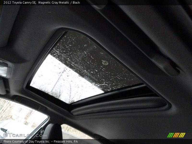 Magnetic Gray Metallic / Black 2012 Toyota Camry SE