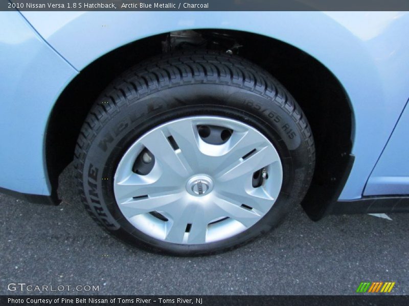 Arctic Blue Metallic / Charcoal 2010 Nissan Versa 1.8 S Hatchback