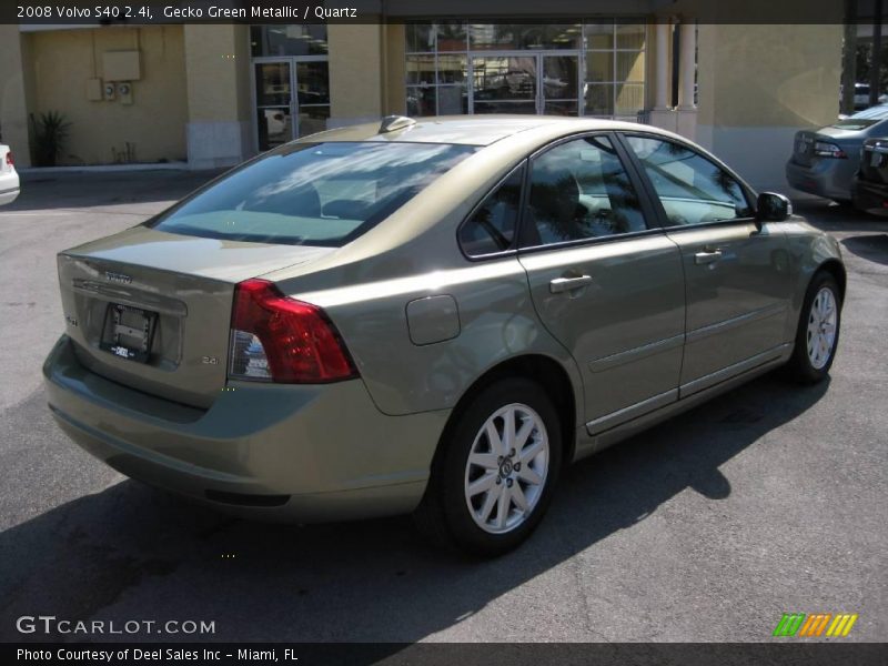 Gecko Green Metallic / Quartz 2008 Volvo S40 2.4i