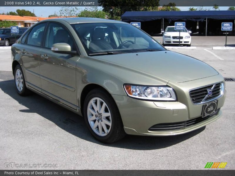 Gecko Green Metallic / Quartz 2008 Volvo S40 2.4i