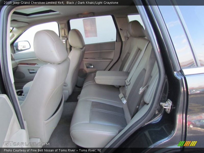 Black / Dark Khaki/Light Graystone 2005 Jeep Grand Cherokee Limited 4x4