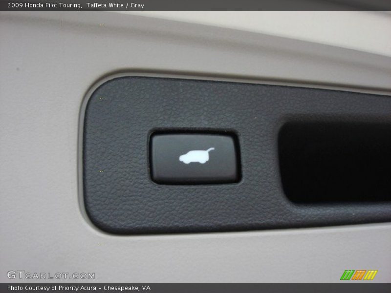 Taffeta White / Gray 2009 Honda Pilot Touring