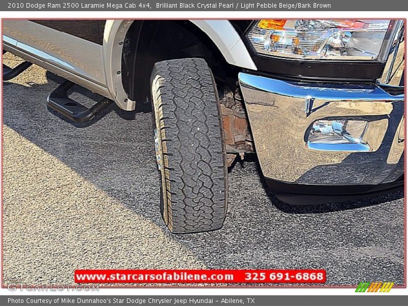 Brilliant Black Crystal Pearl / Light Pebble Beige/Bark Brown 2010 Dodge Ram 2500 Laramie Mega Cab 4x4