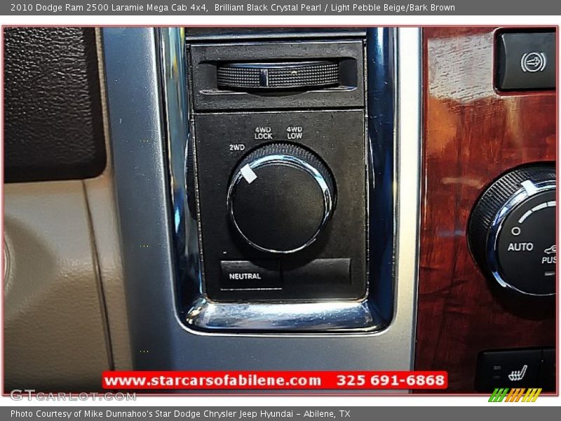 Brilliant Black Crystal Pearl / Light Pebble Beige/Bark Brown 2010 Dodge Ram 2500 Laramie Mega Cab 4x4