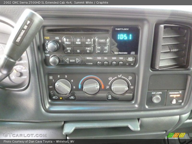 Summit White / Graphite 2002 GMC Sierra 2500HD SL Extended Cab 4x4