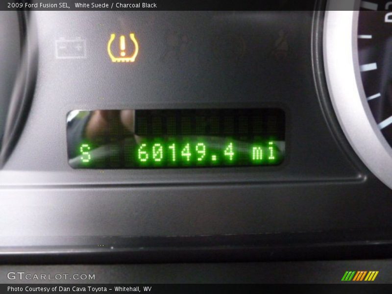 White Suede / Charcoal Black 2009 Ford Fusion SEL