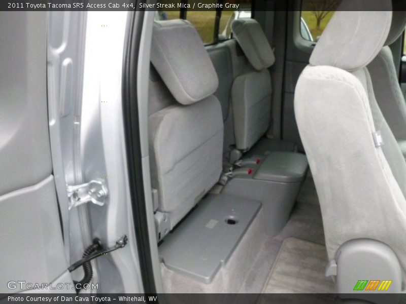 Silver Streak Mica / Graphite Gray 2011 Toyota Tacoma SR5 Access Cab 4x4