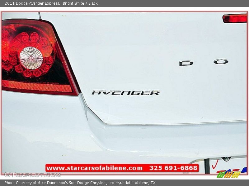 Bright White / Black 2011 Dodge Avenger Express